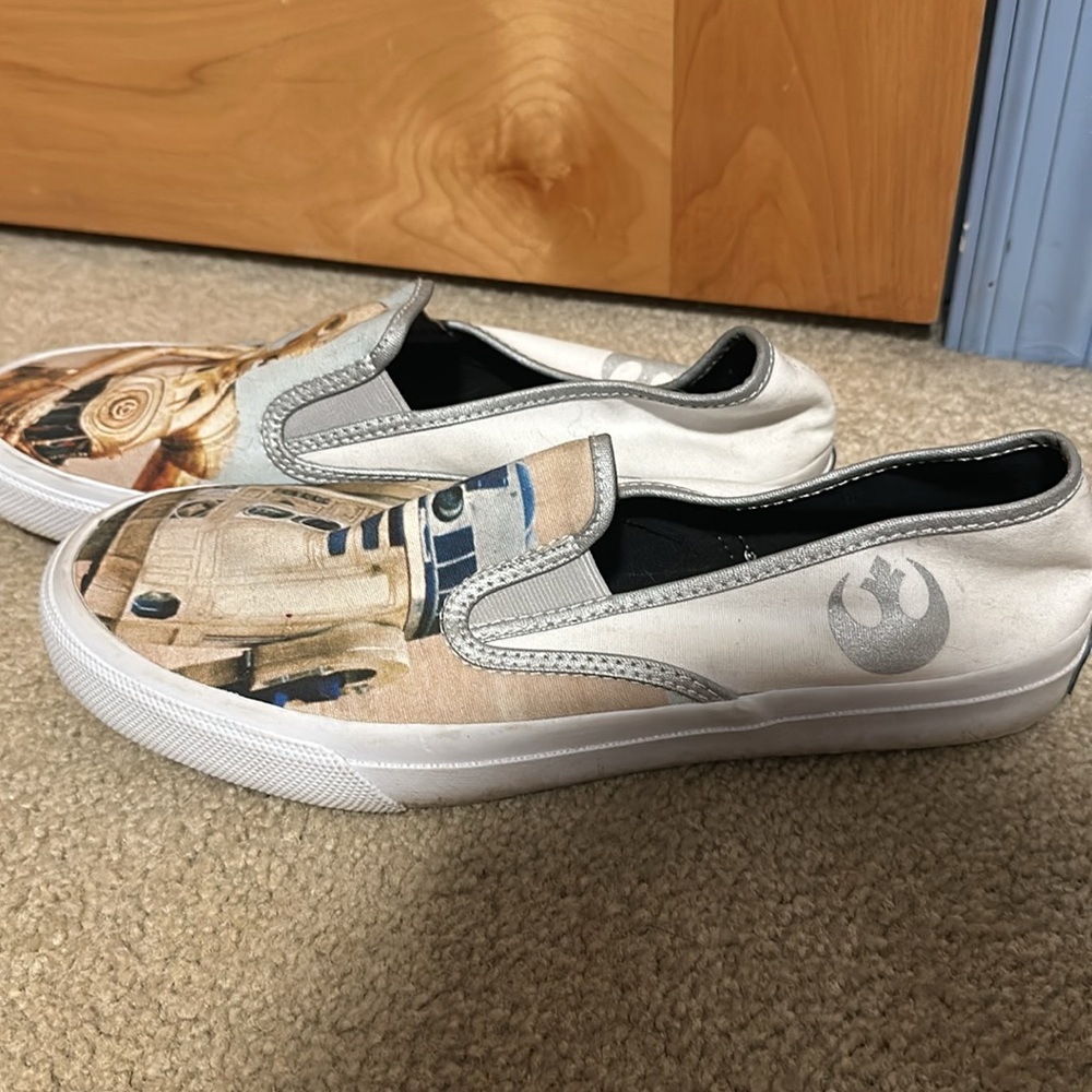 Star Wars themed sperrys - Picture 2 of 5